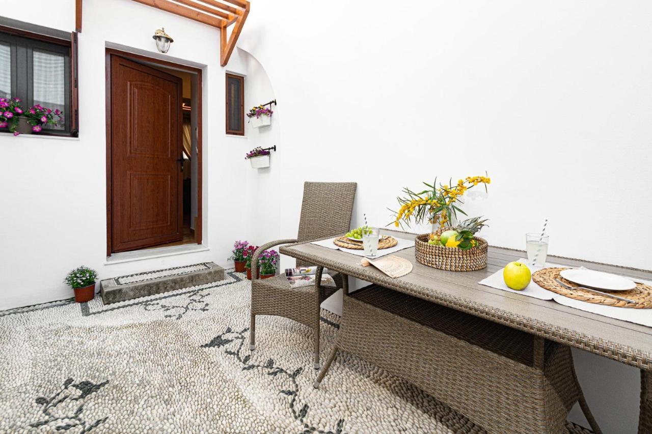 Villa Dafni - Lindos Líndos Exterior foto